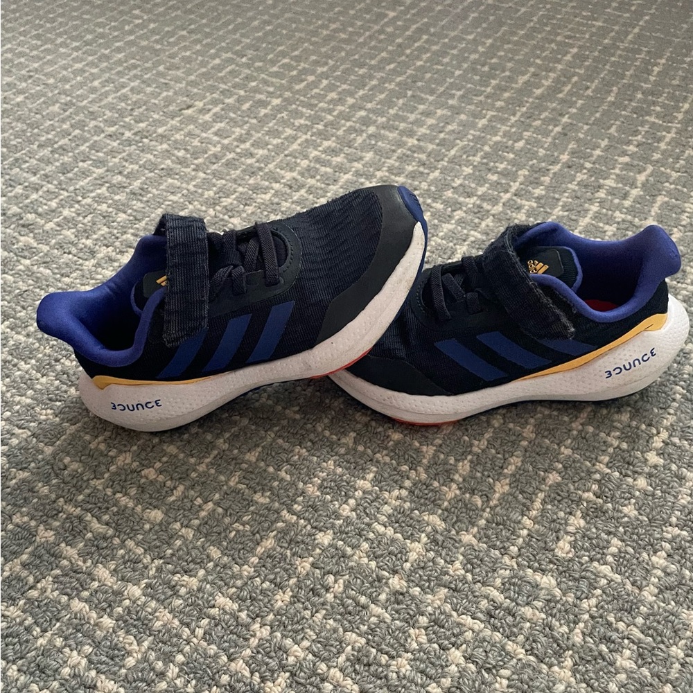Adidas Ultra Bounce Boy Sneakers
